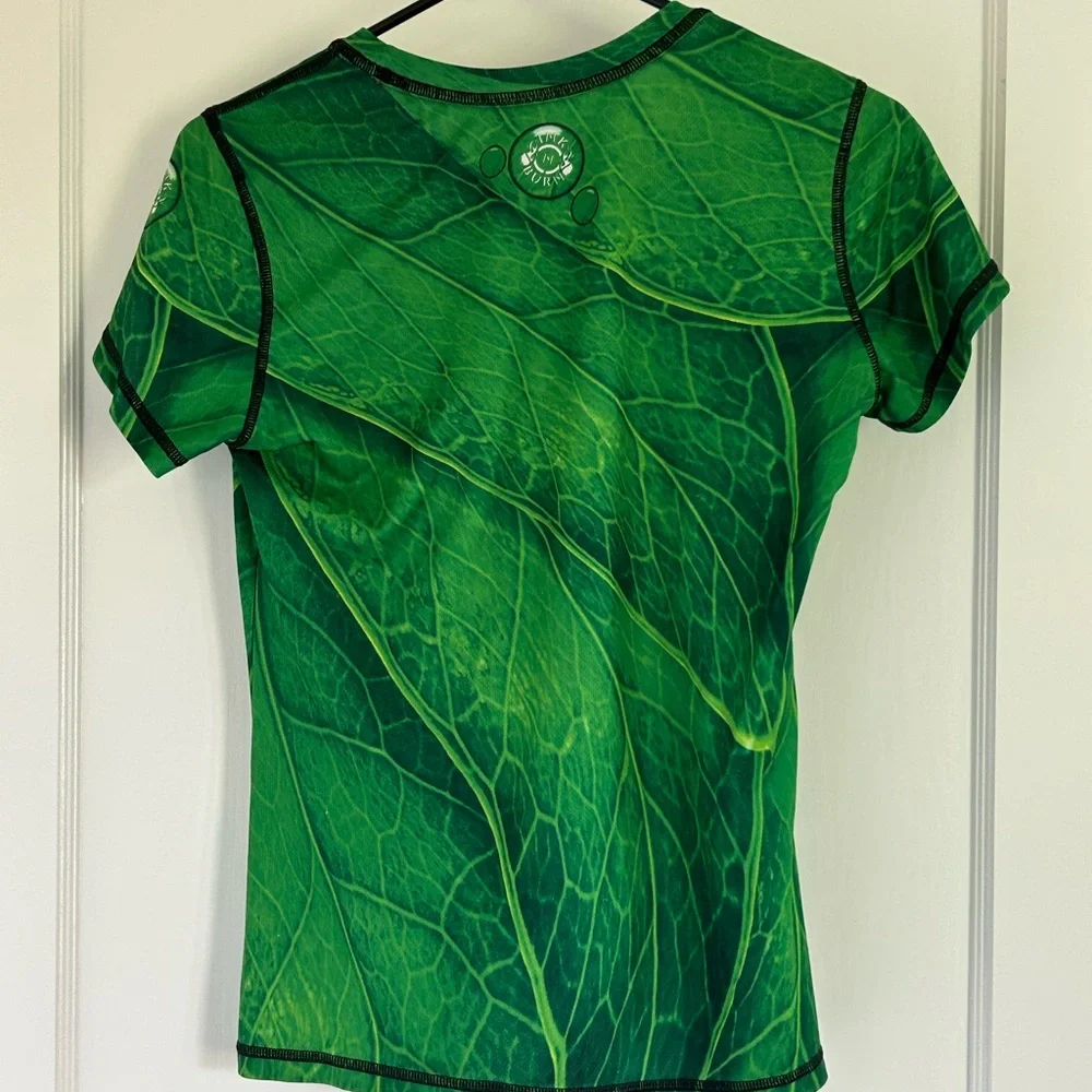 INKnBURN vintage women’s tech shirt and running shorts! - Picture 3 of 10